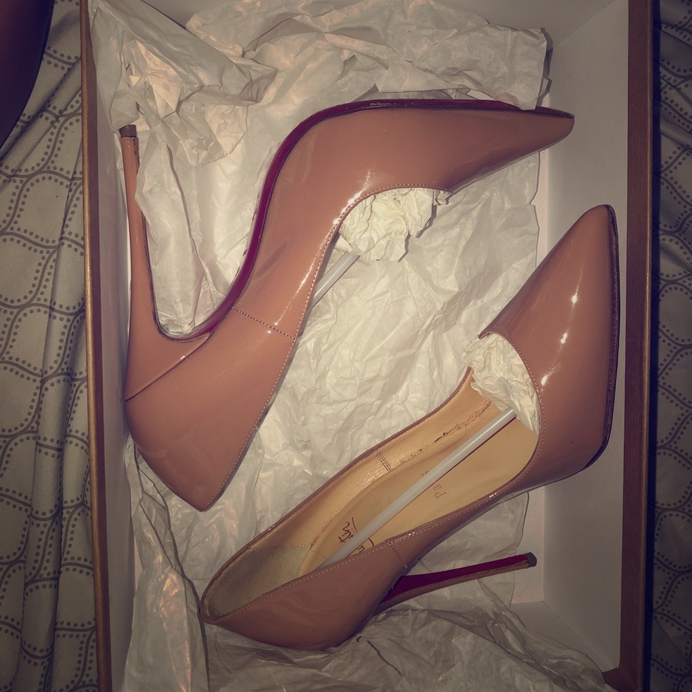 Authentic nude Christian Louboutin.